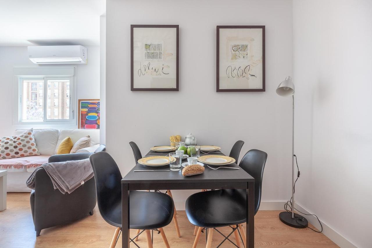Apartamento Luminoso Y Acogedor En Sevilla. A/C. Exterior photo